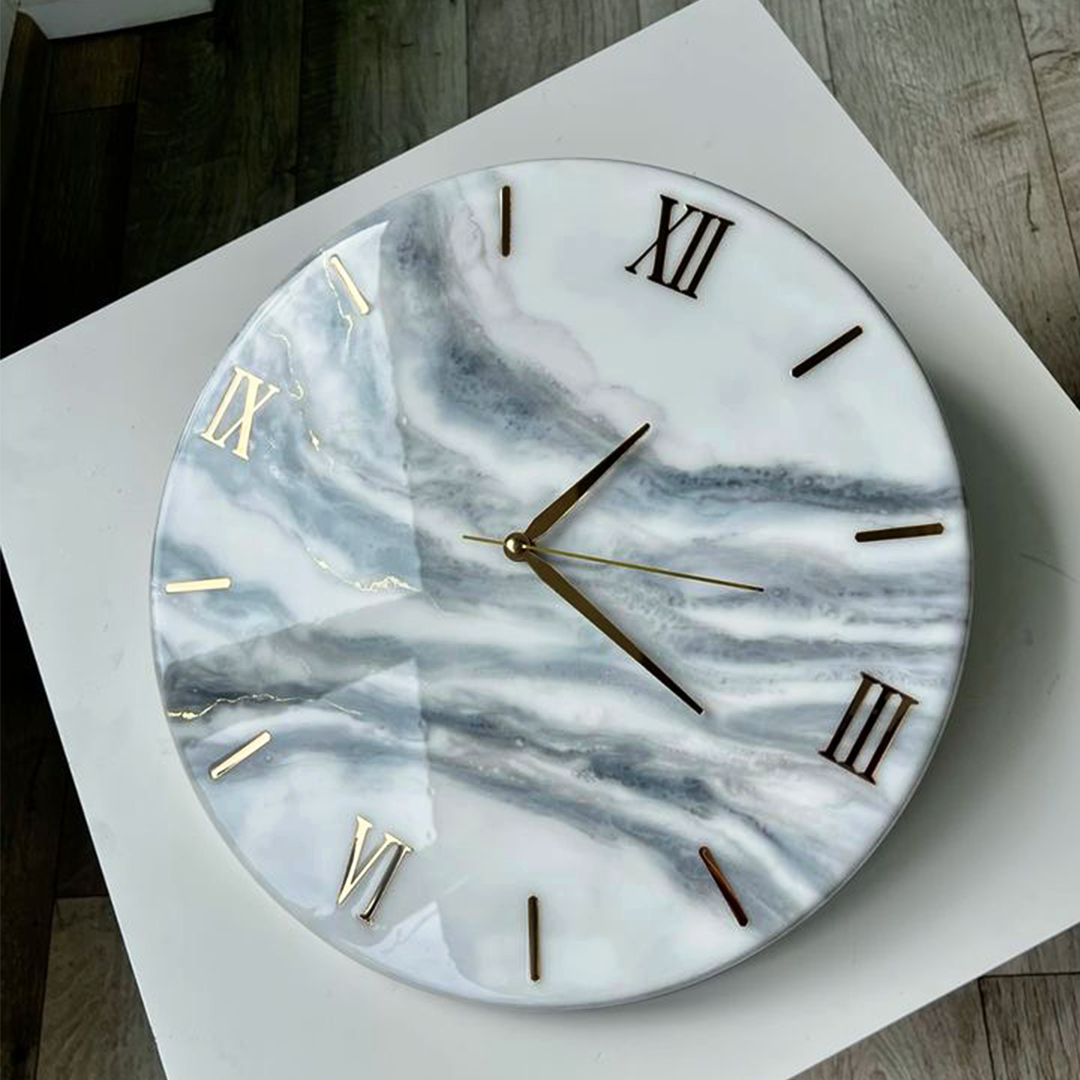 Resin Clock 